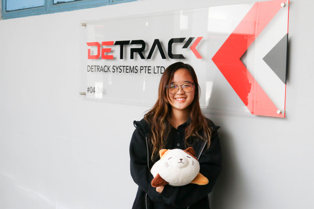 Welcome to Detrack, Nina