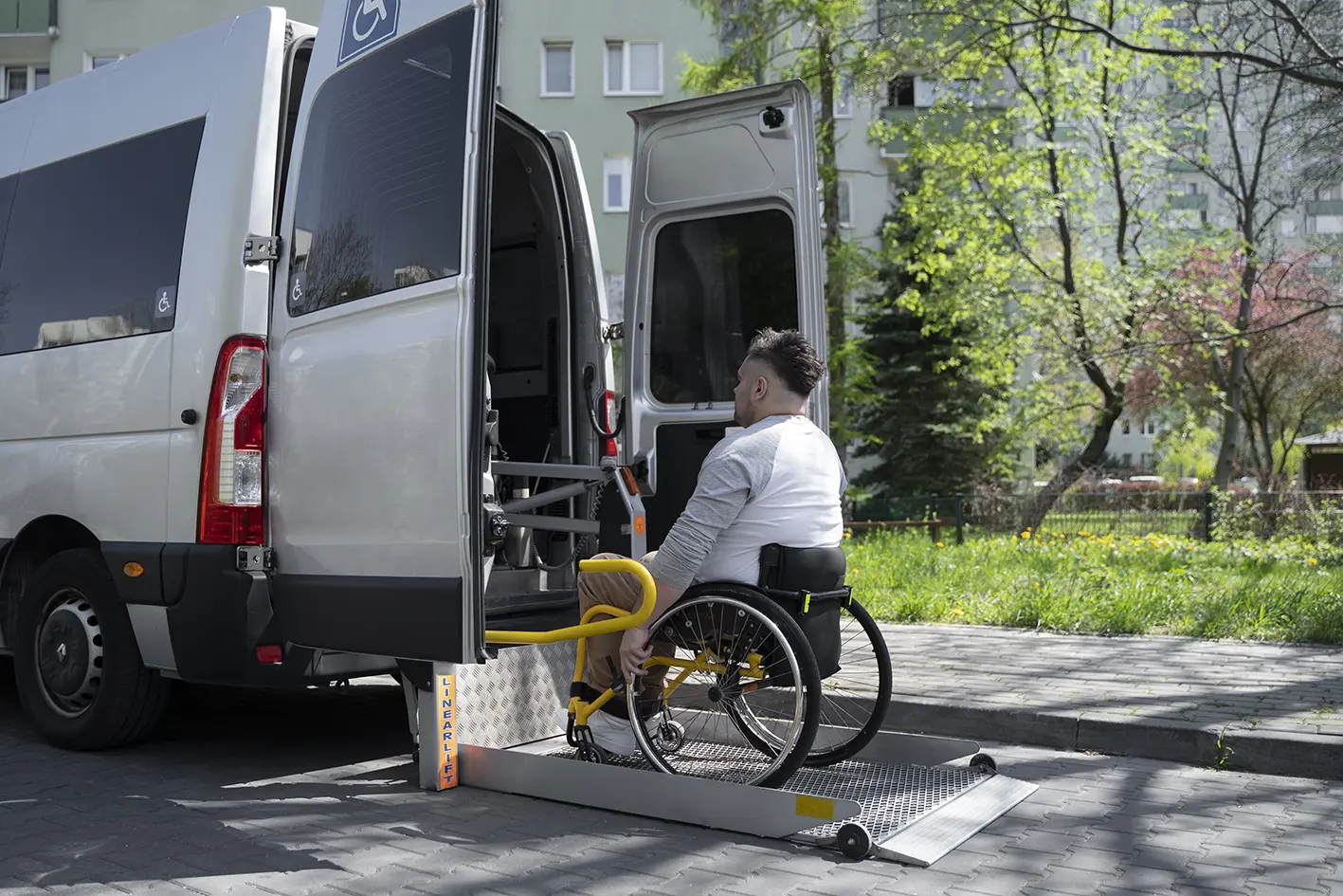 how to start a medical transportation business