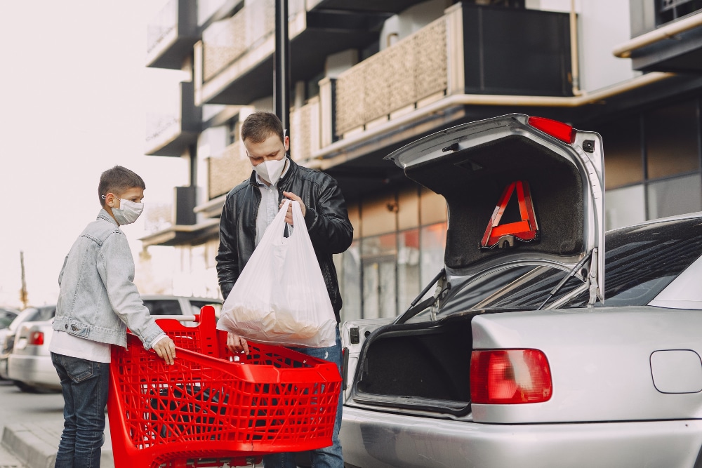 retail with own fleet