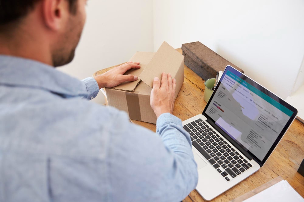 live package tracking map